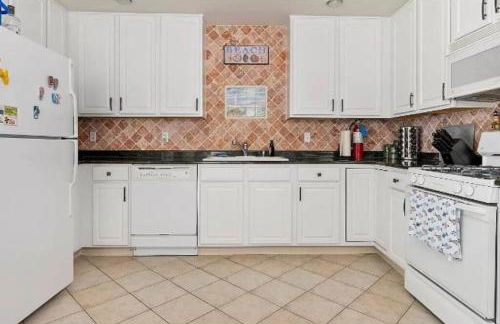 Family Friendly Beach Block Ocean View 3 BR, 2 BA, Condo near Wildwood Crest and Convention Center - Foto 15