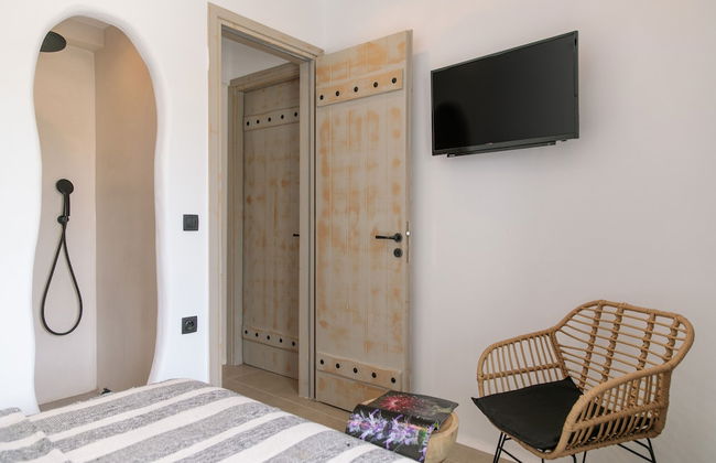 Naxos Green Village Hotel - Photo 21