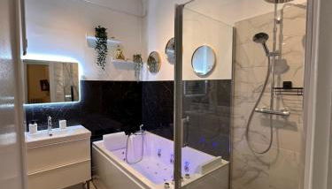 Le Pompon - Centre ville de Dijon - Foto 3, towels, Shower, heating