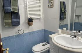 Ático con terraza en Loredo - Foto 19