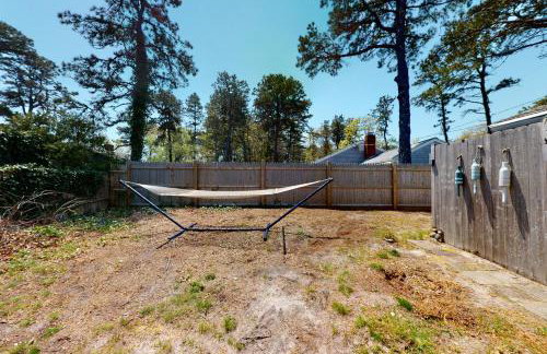 Cape Cod Beach Cottage - Foto 24