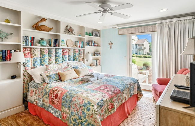 Sunny Condo w/ Stunning Ocean Views - Near Beach, Sandbar, & Tennis - Photo 3