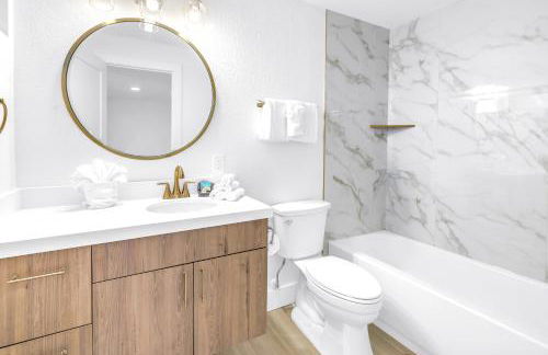 The Village Breeze II - White-sand, Pool, Beaches, Daiquiris, Seafood! - Foto 27