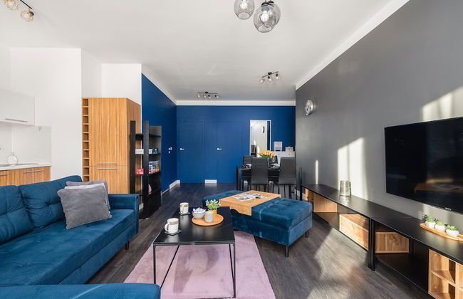 Mysterious Blue Apartment by Renters - Foto 24