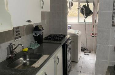 Apartamento aconchegante central com garagem - Foto 6