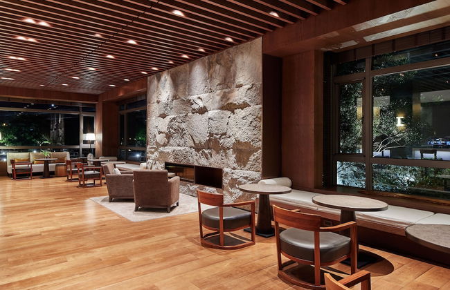 Apex Villa - Photo 3