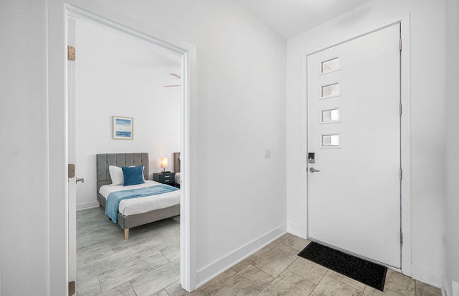 Luxury Modern Villa w/ Pool, Jacuzzi & Amenities! - Foto 8