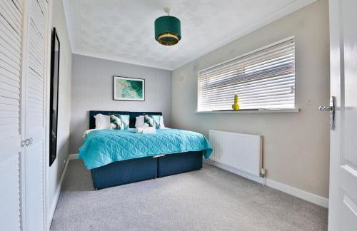 Spacious & Modern Triple-Story Cardiff Home with Pool Table - Foto 6