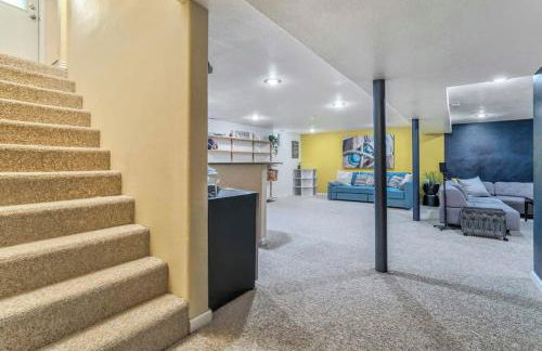 Family Oasis Offices Home Gym Fenced Yard - Foto 24