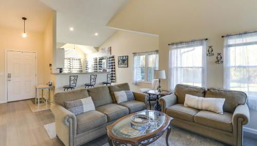 Wichita Townhome with Patio 9 Mi to Downtown! - Foto 1