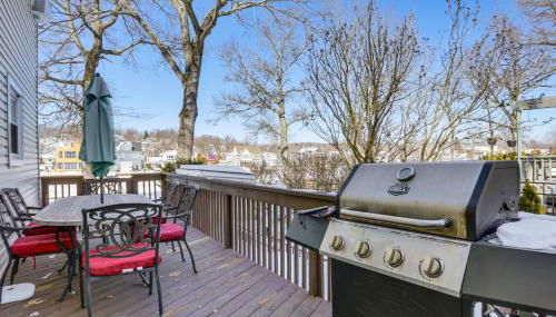 Game Room and Hot Tub Family Gem on Lake Hopatcong - Foto 4