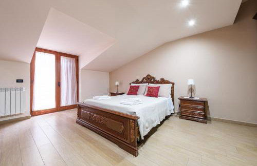 Alkantara Holiday Home - Photo 8