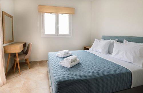 Vasilopoulos Residences - Villa Anthia with jaccuzzi & Villa Emelia with shared pool - Foto 5