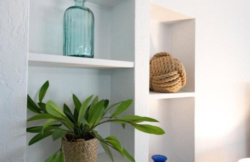 Cozy One-Bedroom Coastal Retreat - Walk to Beach - Foto 33