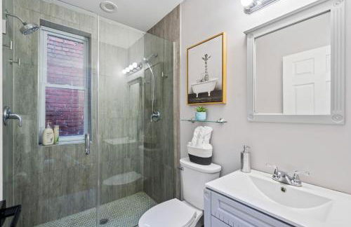 Perfect Location! Stylish Condo Steps Away from Nationals Stadium and Navy Yard in DC's Southwest Gem - Foto 11