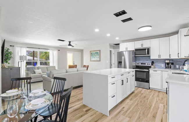 Salty Sunrise - Photo 4