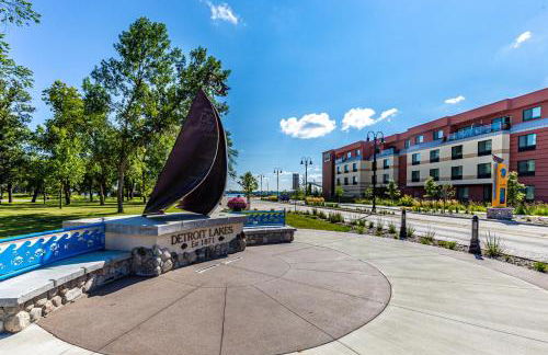 Starboard Point: Stunning Luxury Condo in the heart of DL! - Foto 75