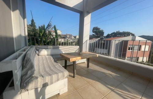 Sea View Serenity 3BR Home near Beach & Town - Foto 14