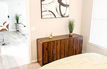 Contemporary 1BR Retreat Quiet Serene Setting - Foto 10