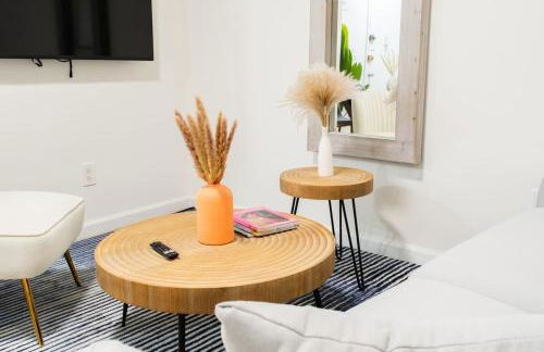 49-3B Newly renovated 2BR WD Midtown East - Photo 12