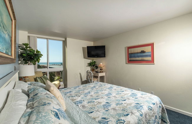 Oceanside Beach Condos - Photo 10