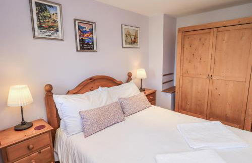 Usherwoods Dairy - Foto 29