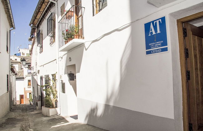 Alhambra Dreams Granada - Photo 30