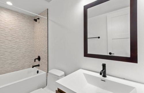 Fun & Air Conditioned Lake Tahoe 3 BR/2.5 BA Home - Foto 11