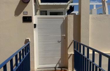 MOGAN PEARL - SEA VIEW - DOUBLE TERRACE - HEATED POOL -BEACH - 1gb WIFI - Calm and green Complex - AIR CONDITIONING - Foto 46
