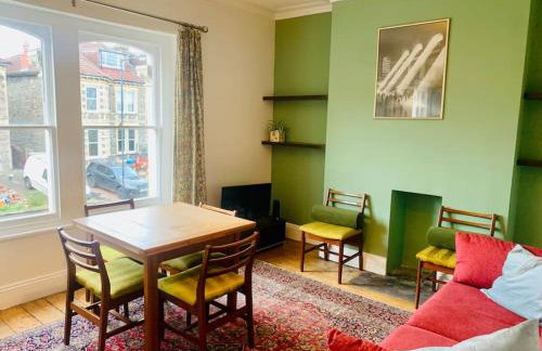 Penthouse Apartment with Impressive Views Sleeps 2 to 8 - Foto 58