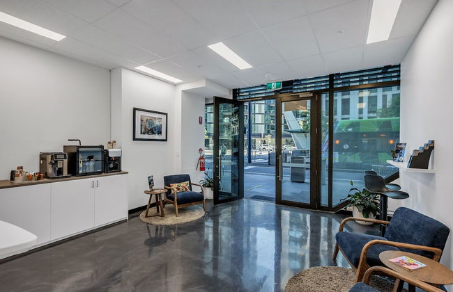 Melbourne Lifestyle Apartments - Best Views on Collins - Photo 2