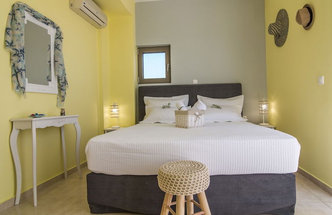 Villa Iasmi - Photo 3