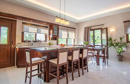 Zissis Villa & pool 5min drive to beach - Foto 6