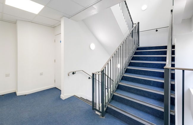 Town Center 2 bed Serviced Apartment 8 - Foto 27