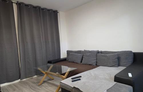 Luxury 2 Bedroom City Centre Apartment Sleeps Up to 6 HS2 Deals available - Foto 8