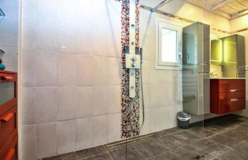 Lovely Home In Pont-Saint-Esprit - Foto 37