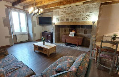 Grand gite 12 personnes proche du Lioran - Photo 10