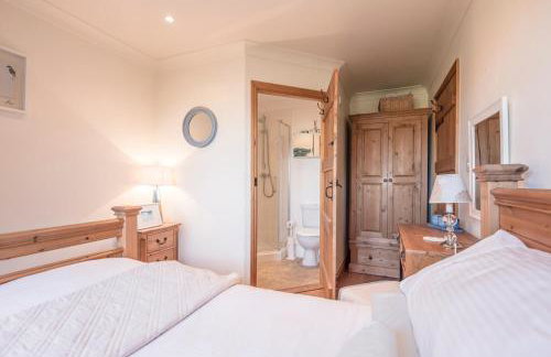 The Meadows Dairy, Bawdsey - Photo 17