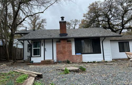 Modern Cabin, Near Snow Park, 3.5 Miles to SNP! - Foto 12