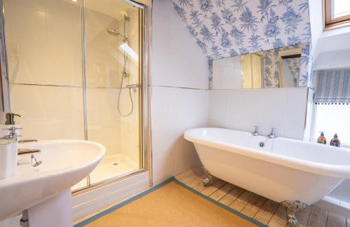 Elegant Number Two - Photo 23