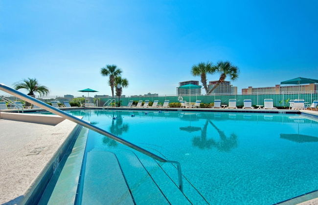 Cute 2 bedroom overlooking Harbor and Tennis Courts Condo by RedAwning - Foto 25