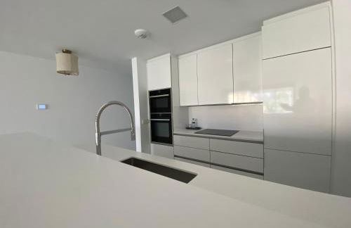 Luxury Blue Maritimo 2 Bedrooms Apartment Artola Homes Cabopino - Photo 20