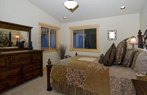 Olive Branch - Private Hot Tub, Media Room, Pet-Friendly, Near Northstar! - Foto 13