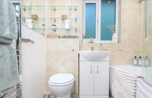 Pass the Keys Family Friendly home in Baildon Court-Free Parking - Foto 51