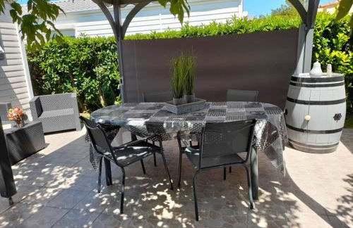 Mobil-home 3 pièces à Dolus-d'Oléron - Capacité 4 personnes - FR-1-246A-120 - Foto 16