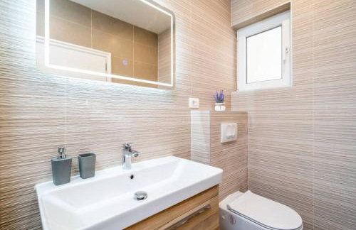 Corallium Blue - Photo 24