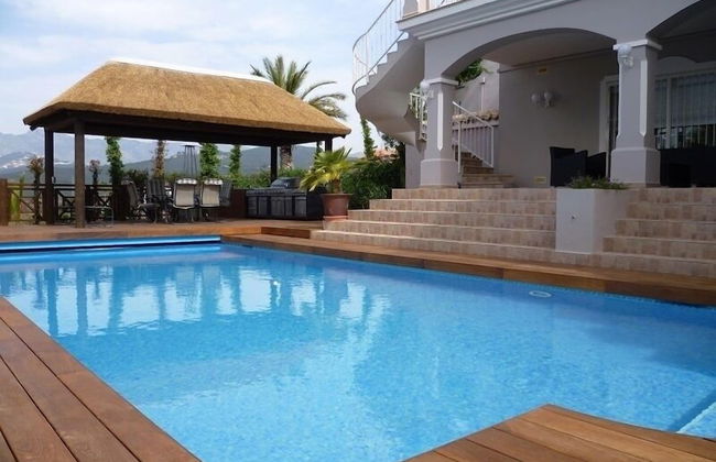 Luxury Villa With Pool & Jacuzzi - Foto 34