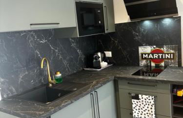 Logement du Sud avec Jacuzzi - Foto 15