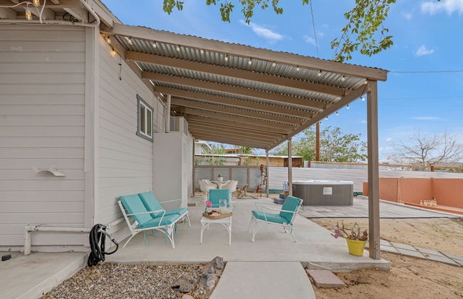 Fable by Avantstay 2 Unique Spaces w Bowling Hot Tub Fire Pit Large Yard - Photo 33