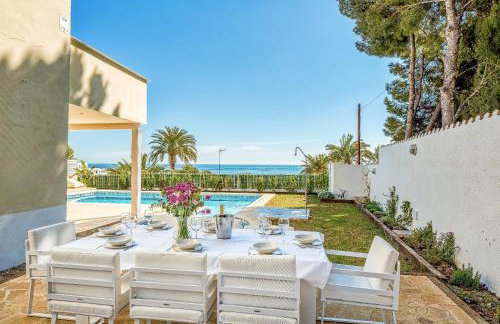 Preciosa villa con piscina, jardín y vistas al mar WIFI - Foto 20